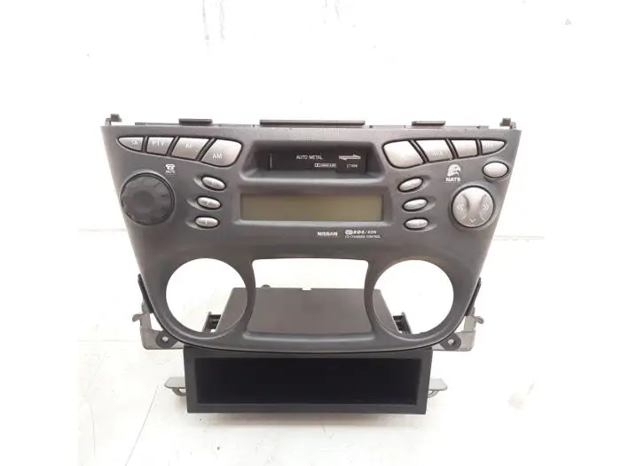 Radio/Cassette Nissan Almera