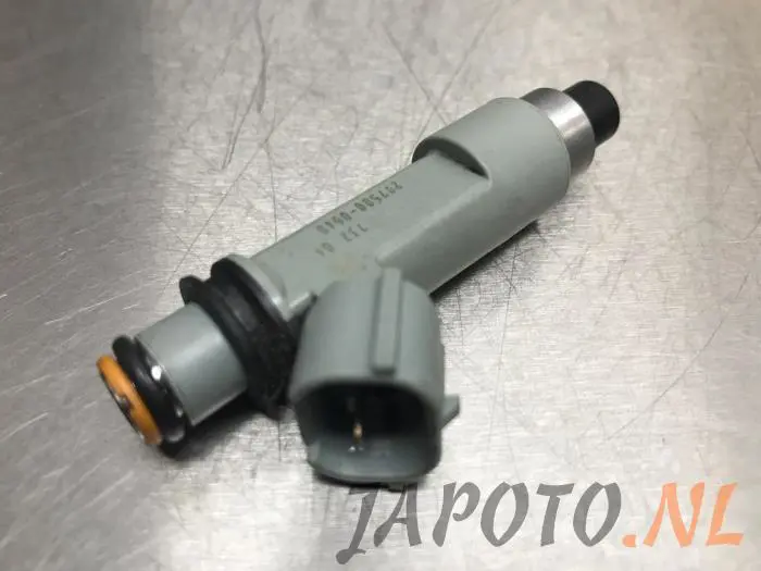 Injector (benzine injectie) Suzuki Swift