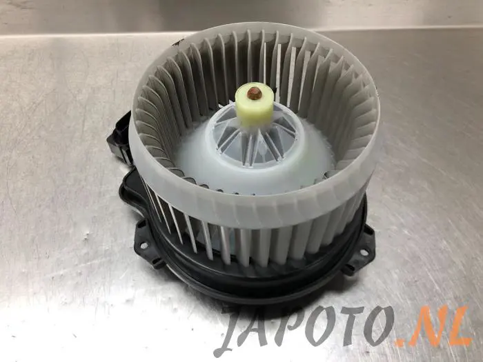 Kachel Ventilatiemotor Suzuki Vitara