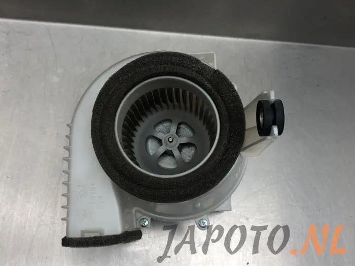 Accu ventilator Toyota Auris