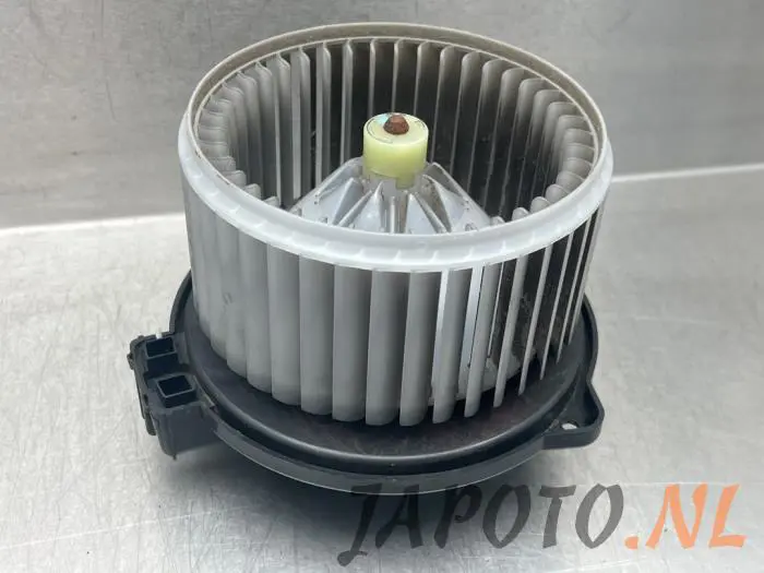Kachel Ventilatiemotor Daihatsu Materia