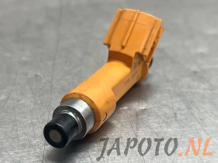 Injector (benzine injectie) Daihatsu Materia